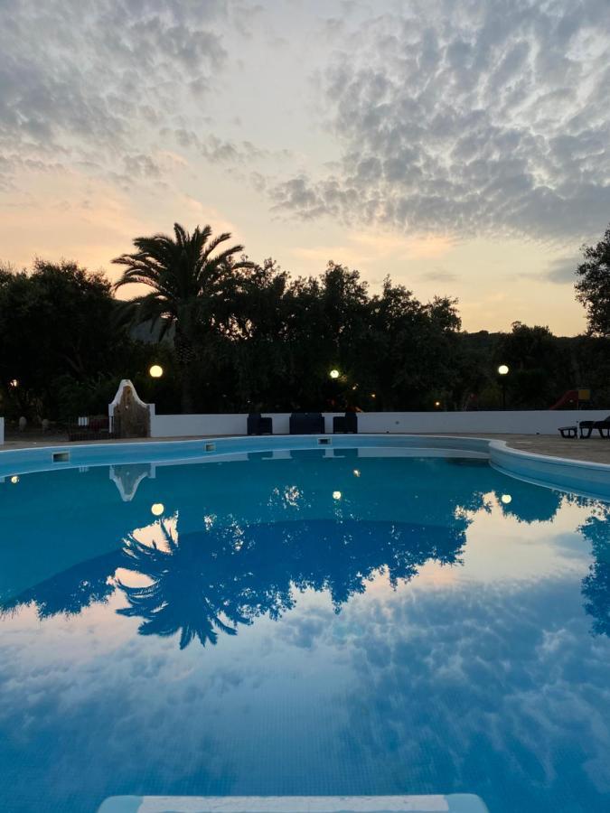 Il Castello Hotell Villaputzu Eksteriør bilde