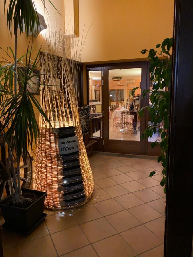 Il Castello Hotell Villaputzu Eksteriør bilde