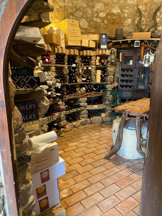 Il Castello Hotell Villaputzu Eksteriør bilde