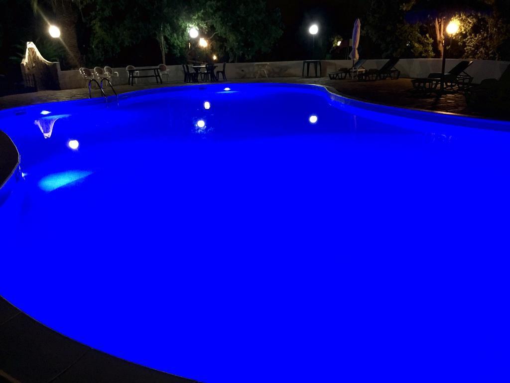 Il Castello Hotell Villaputzu Eksteriør bilde