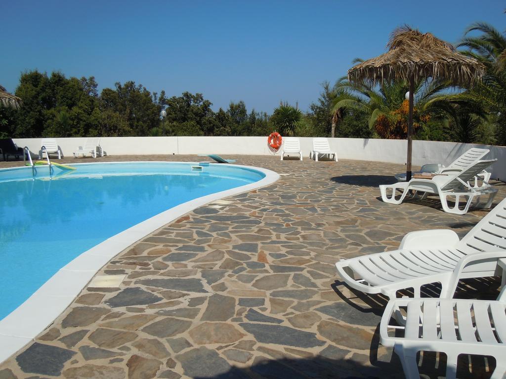 Il Castello Hotell Villaputzu Eksteriør bilde